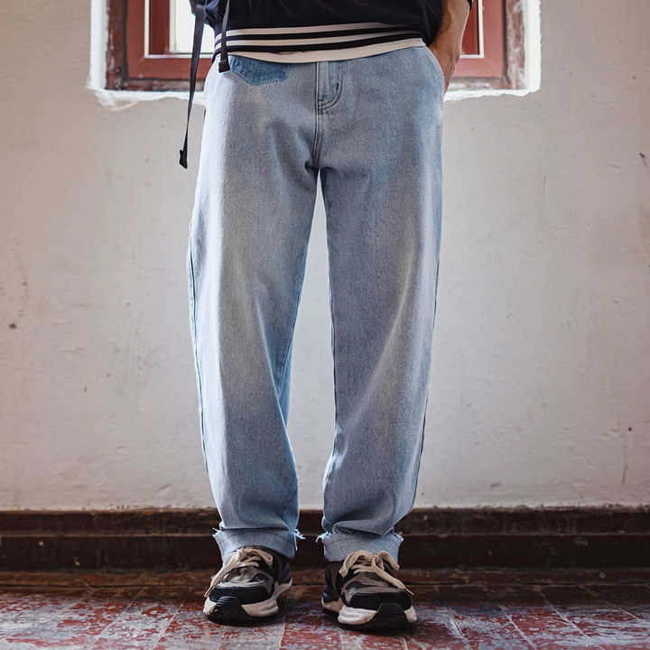 Andy | Vintage Loose-Fit Jeans met Patch Detail