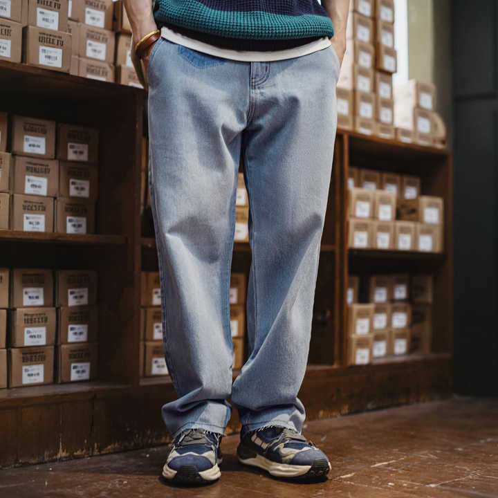 Andy | Vintage Loose-Fit Jeans met Patch Detail